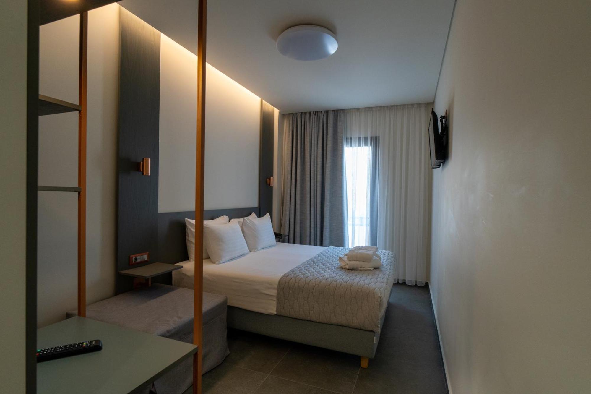 Argo Hotel Pireus Eksteriør bilde